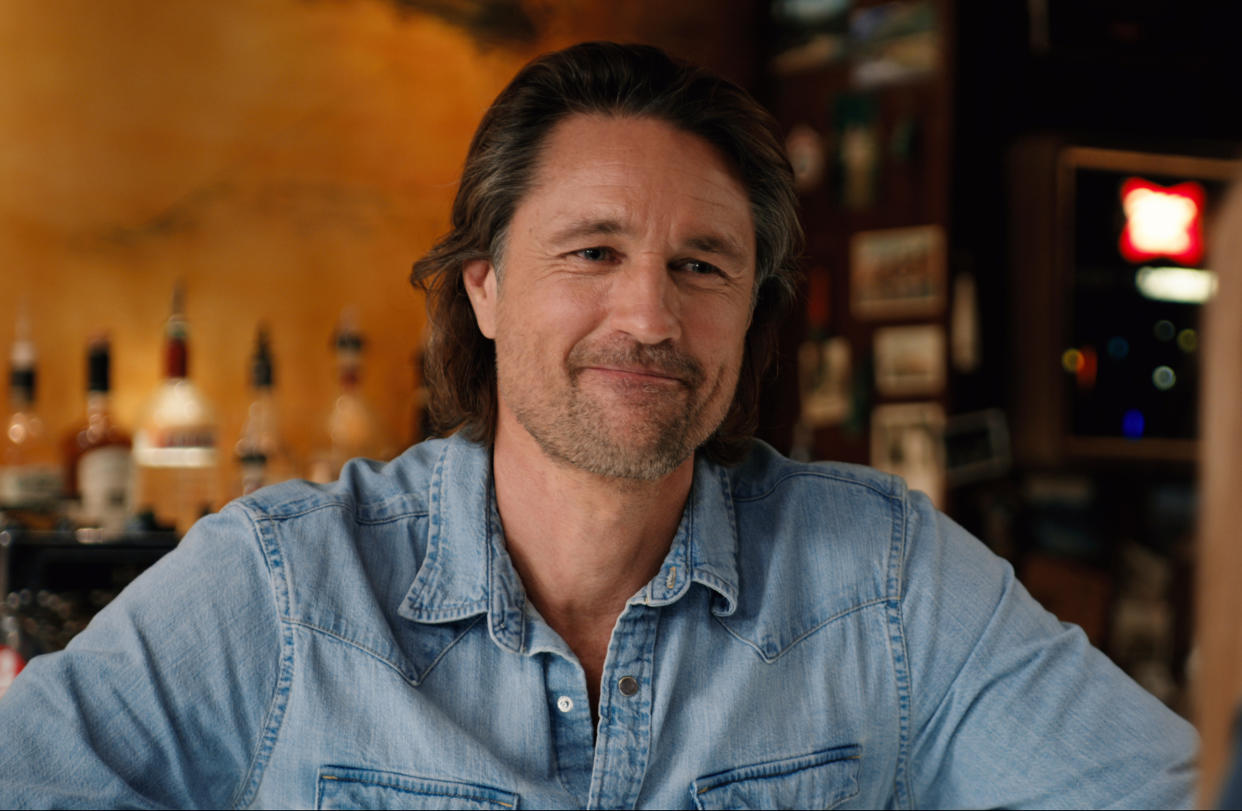 Martin Henderson (Netflix)