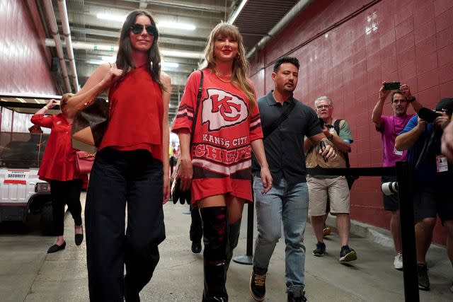 <p>AP Photo/Ed Zurga</p> Taylor Swift arrives at Arrowhead Stadium