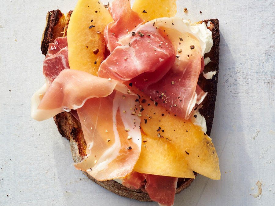 Prosciutto-Melon Toast