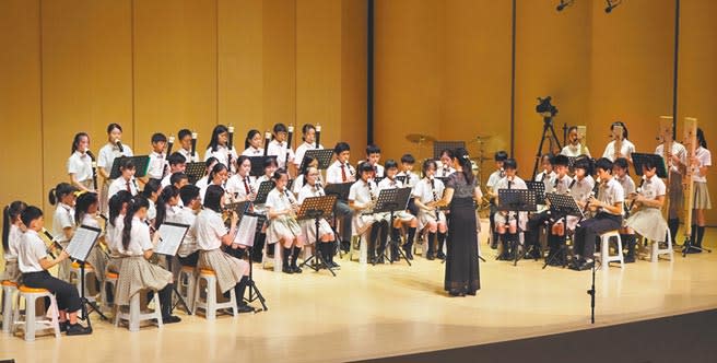 康橋國際學校新竹校區舉辦第2屆年度音樂會，由小學1年級至中學8年級共162位學生演出超過20首精彩曲目。（陳育賢攝）