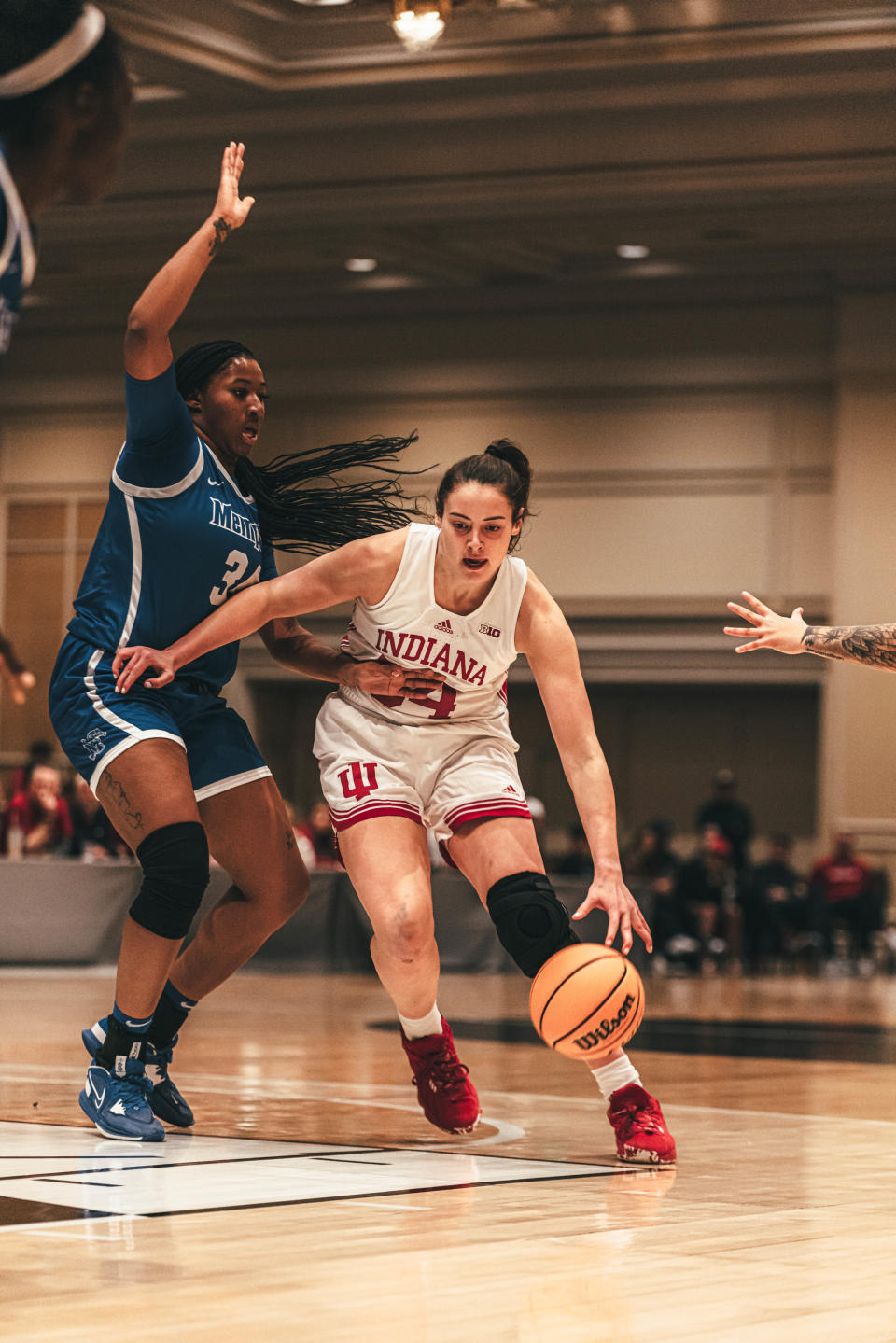 The Indiana women's basketball team defeated Memphis 79-64 on Saturday night in the Las Vegas Invitational behind 27 points from Mackenzie Holmes. Sara Scalia had 16 points and Chloe Moore-McNeil had nine assists.