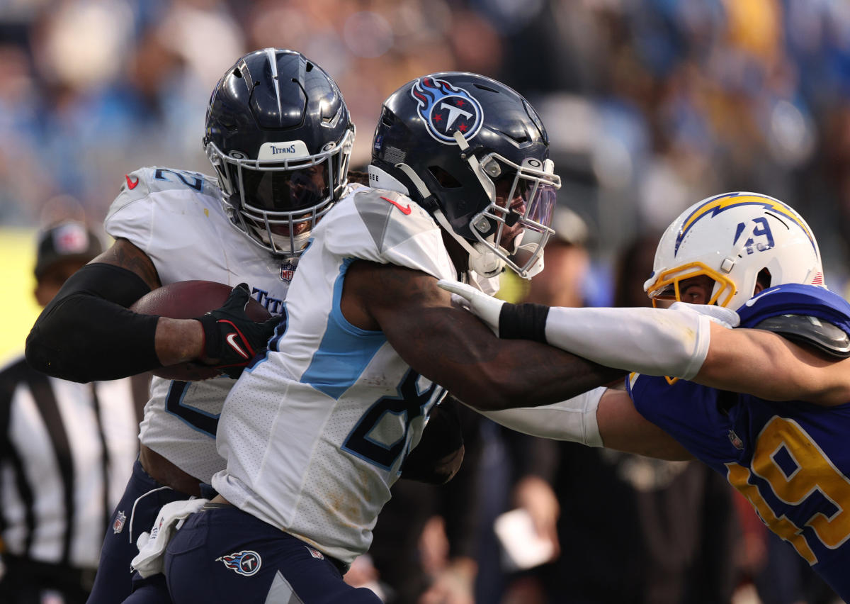 Titans TE Chig Okonkwo Looking for Ways to Build Even More Confidence  Heading Into Year 2