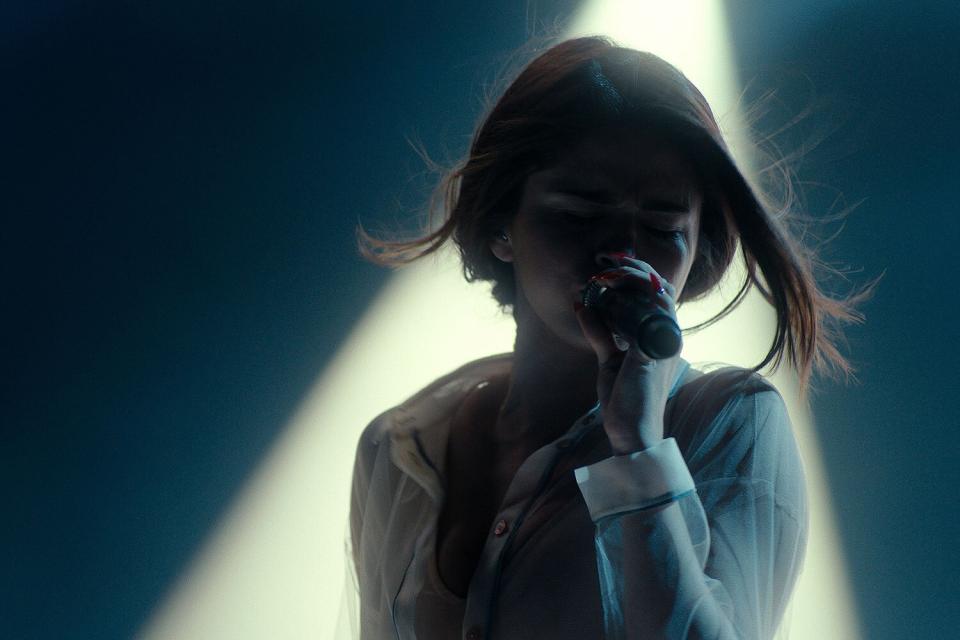 Selena Gomez's 'My Mind & Me': Everything She Reveals About Mental Health, Lupus and Heartbreak