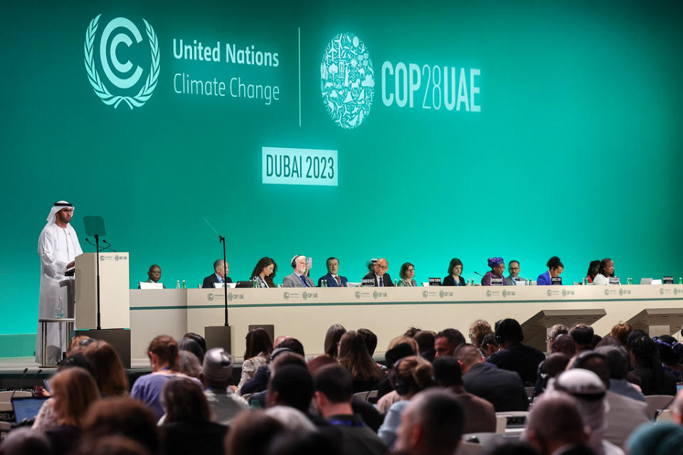 開幕大會主席 COP28 Nov 30圖片來源：UNclimatechange（CC BY-NC-SA 2.0）