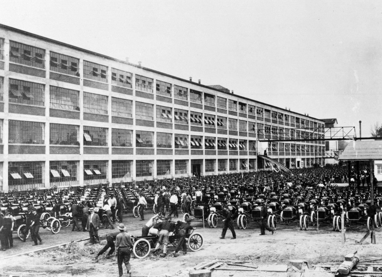 Model T rolling chassis storage outside Ford Highland Park plant, circa 1913