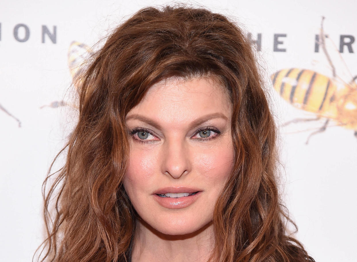 La mannequin Linda Evangelista a révélé avoir été atteinte de deux cancers du sein.