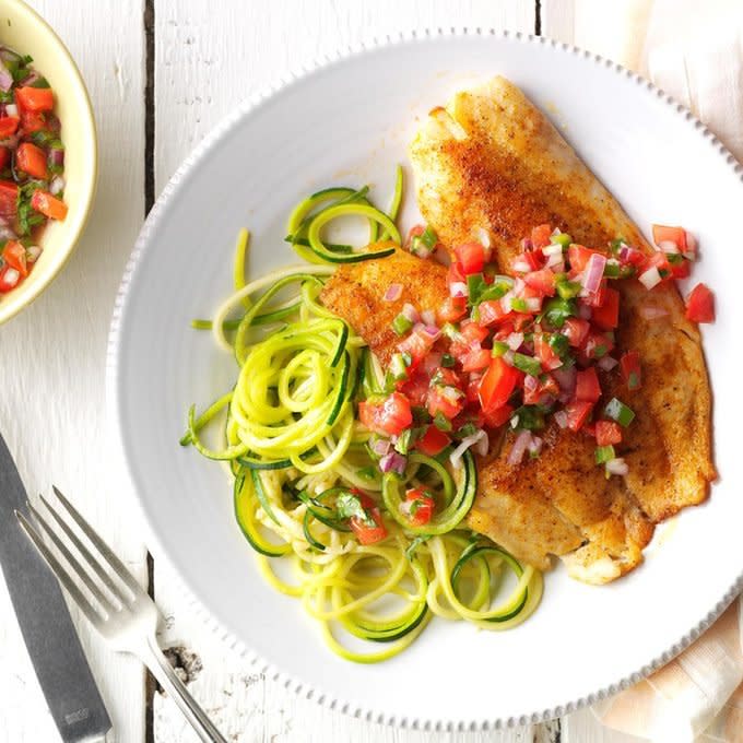 Blackened Tilapia With Zucchini Noodles Exps Sdam17 200349 C12 06 1b 5