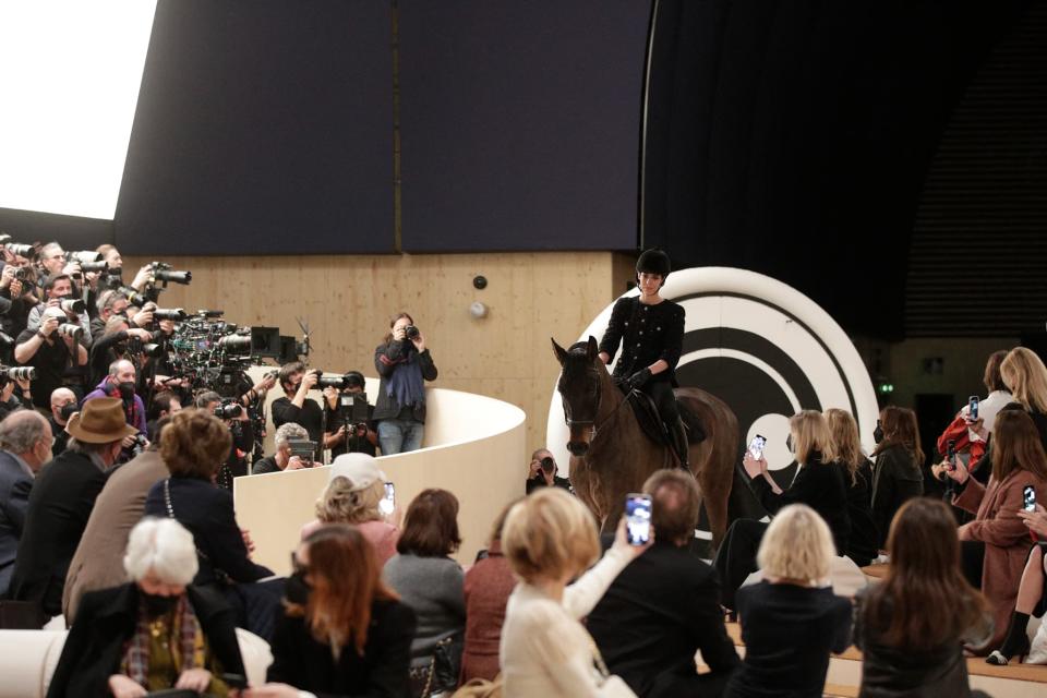 Le défilé Chanel, le 25 janvier 2022 à Paris. - Geoffroy Van Der Hasselt - AFP