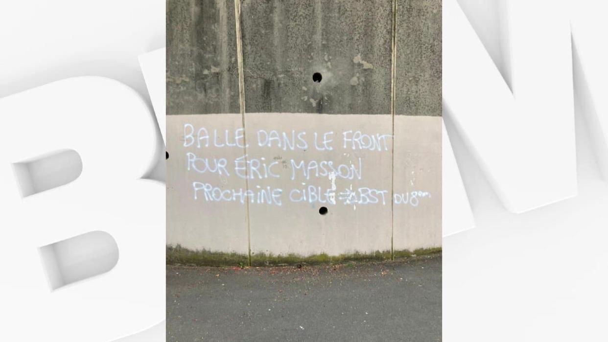 Un tag menaçant les policiers du 8e arrondissement a été découvert lundi à Lyon. - BFMTV