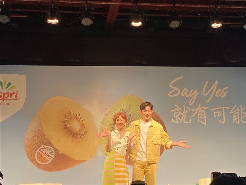 藝人Lulu黃路梓茵與宥勝一同出席水果品牌的記者會。（圖／記者林亭妤攝影）