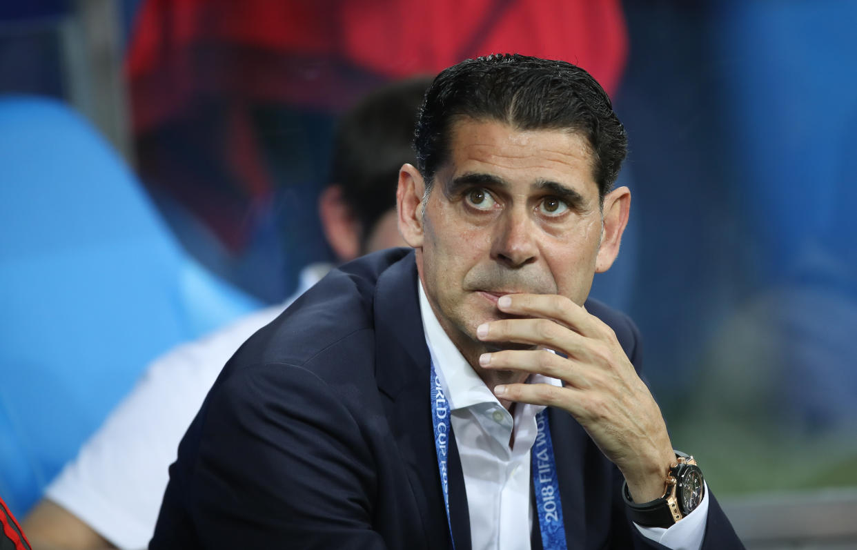 Fernando Hierro durante el partido entre España y Portugal del Mundial de Rusia 2018. (Raddad Jebarah/NurPhoto via Getty Images)