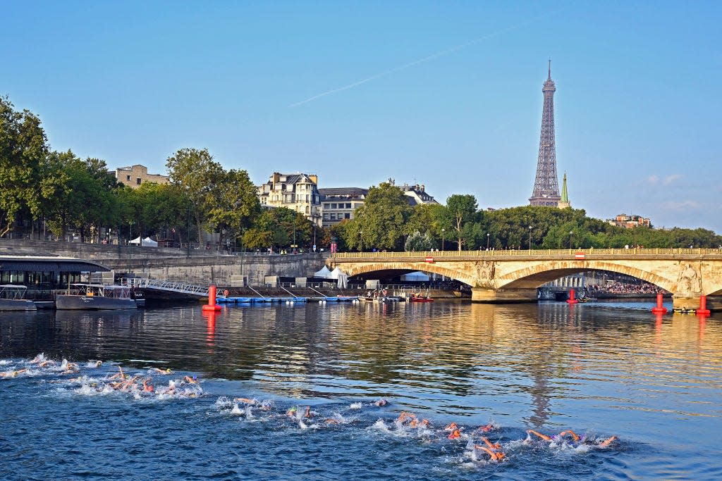 world triathlon mixed relay series and world triathlon para cup paris