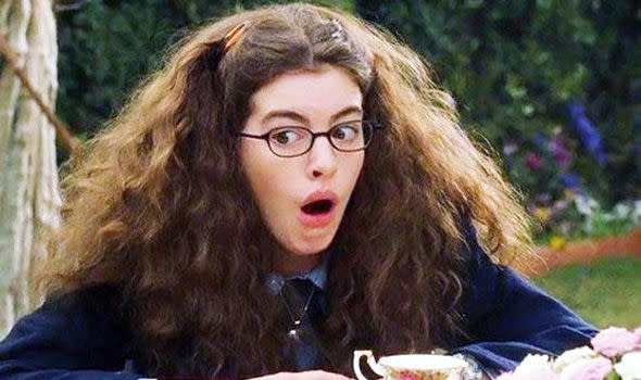 A photo of actor Anne Hathaway in the film Princess Diaries.