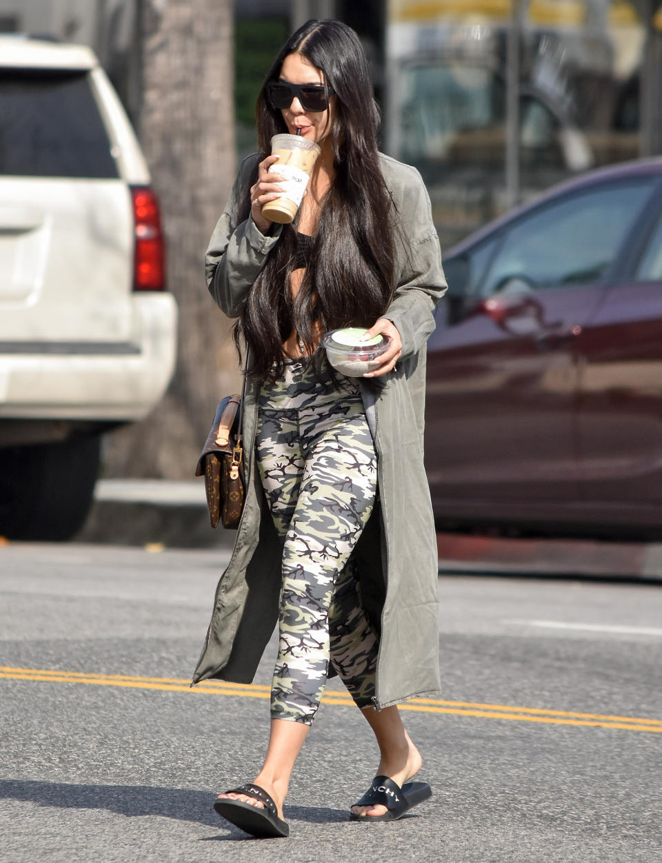 VANESSA HUDGENS’ SPORTS BRA