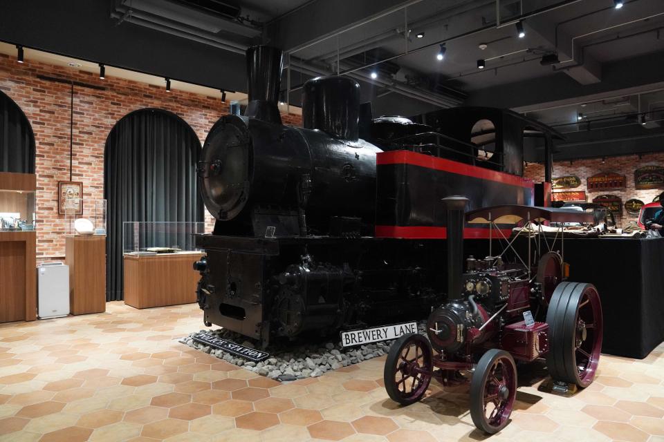 英國工業革命博物館裡收藏的古董蒸汽火車頭。