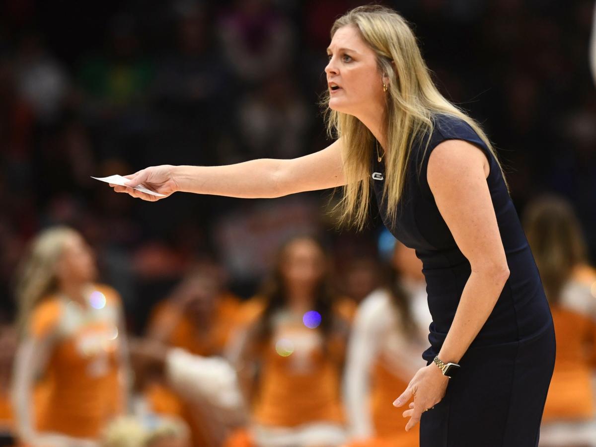 Lady Vols basketball recruitment has no signers for 2023. What it means for Kellie Harper in