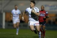 New Zealand legend Dan Carter has been able to rest up but will be chomping at the bit to help Racing maintain their position on top of the league