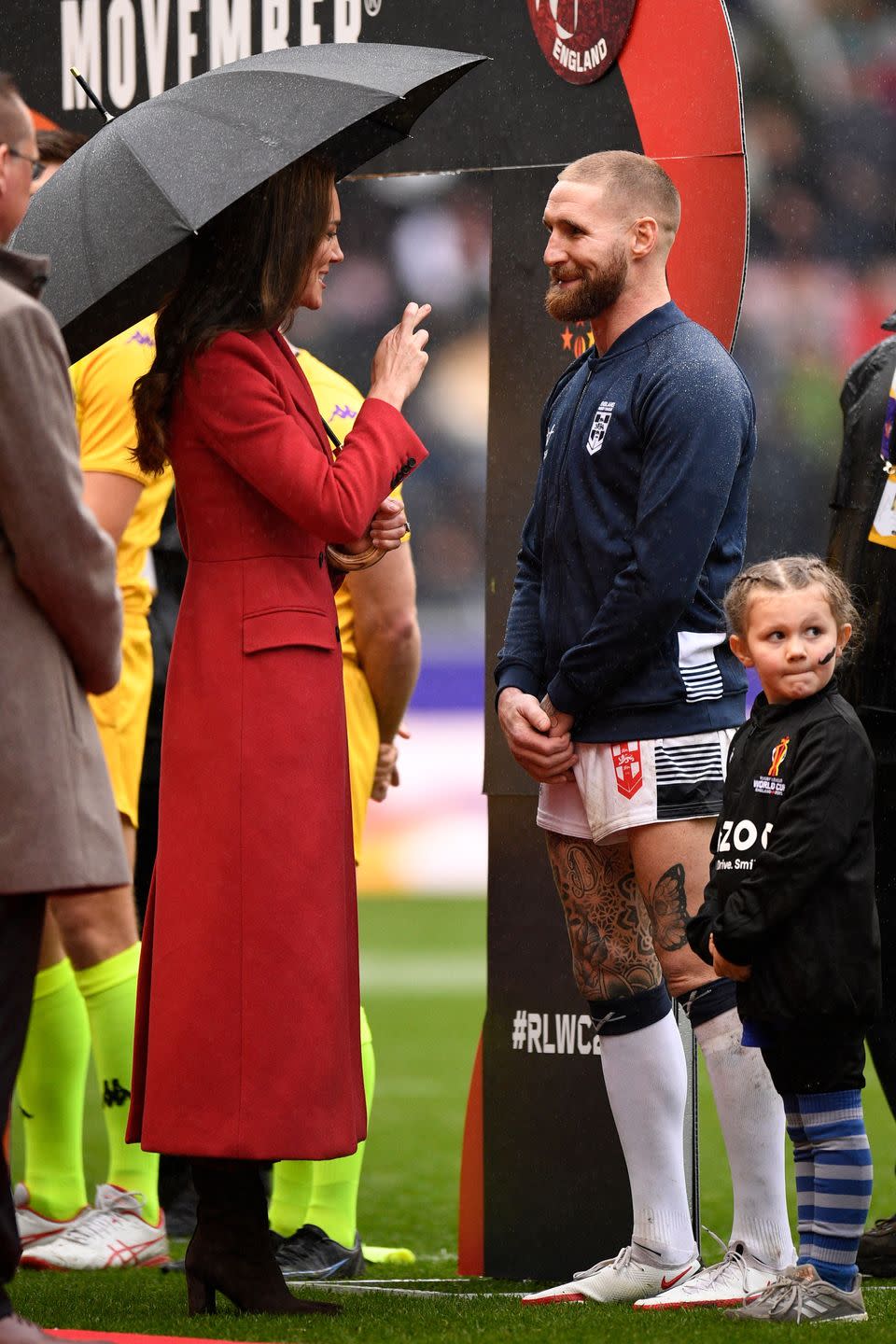 kate middleton red outfit rugby match