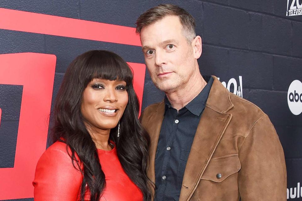 <p>Gregg DeGuire/Variety via Getty</p> (L-R) Angela Bassett and Peter Krause at the 