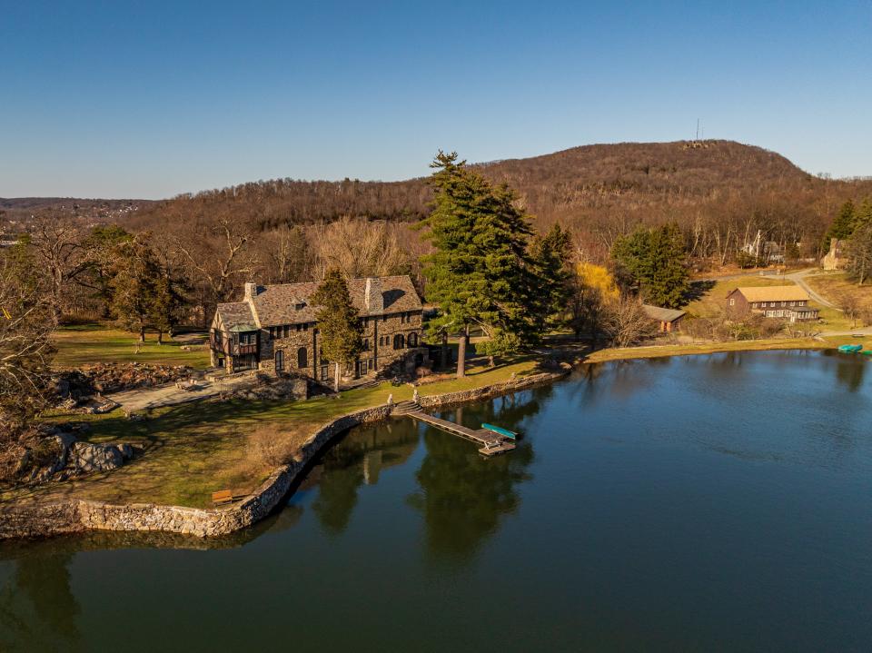 The Willow Lake Farm property, located at 4 Willow Lake Drive.