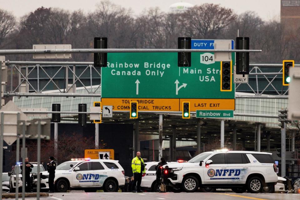 PHOTO: Police blockade roads after an incident at the Rainbow Bridge U.S. border crossing with Canada, in Niagara Falls, N.Y., Nov. 22, 2023. (Lindsay Dedario/Reuters, FILE)