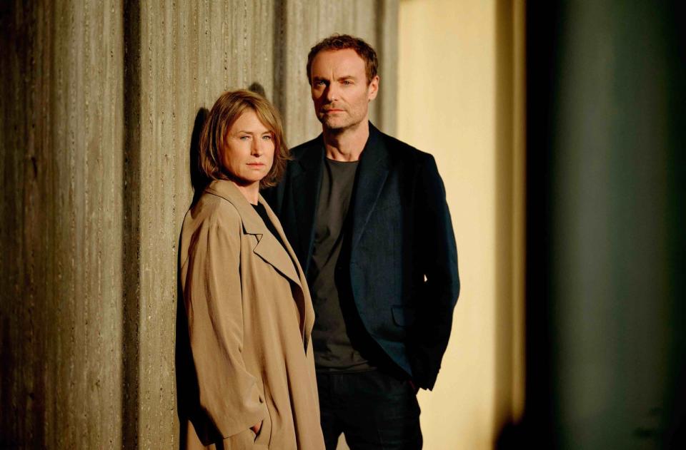 Robert Karow (Mark Waschke) und Susanne Bonard (Corinna Harfouch) heißt das neue Berliner 