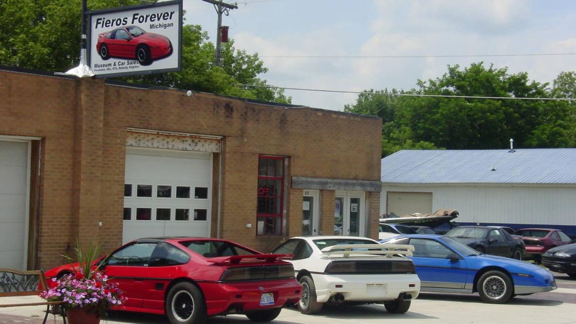 Man's Pontiac Fiero collection destroyed in mid-Michigan flooding