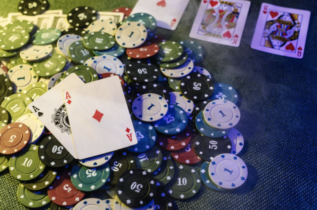 Advantages of Playing at a Casino Online - WORLD TRANSPORT JOURNAL