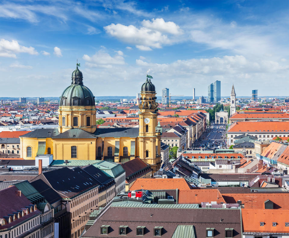 <p>In der bayerischen Landeshauptstadt sieht es ganz ähnlich aus wie in Stuttgart, denn auch hier ermöglichen nur 2 Prozent der Stellenausschreibungen den Angestellten, von daheim zu arbeiten. </p>