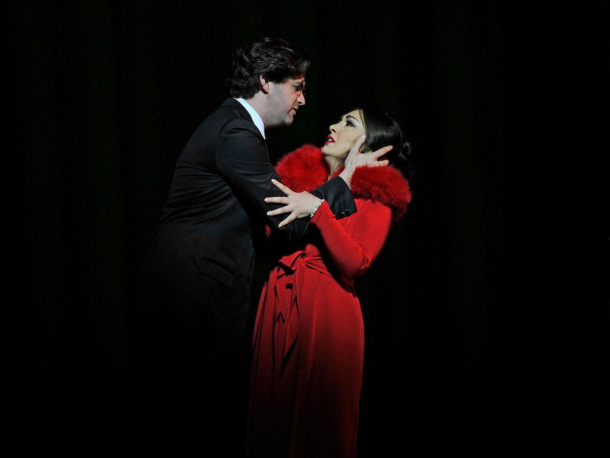 Zach Borichevsky as Alfredo and Kristina Mkhitaryan as Violetta in 'La traviata' at Glyndebourne Festival Opera: Robbie Jack