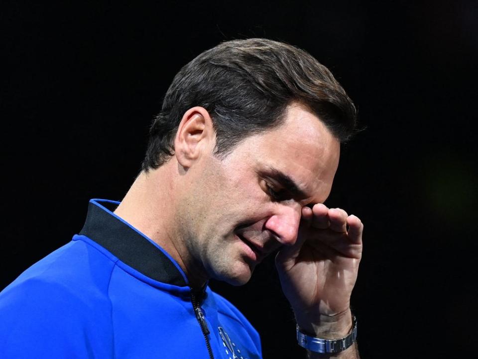 Roger Federer konnte seine Tränen nach seinem letzten Match nicht zurückhalten. (Bild: GLYN KIRK/AFP via Getty Images)