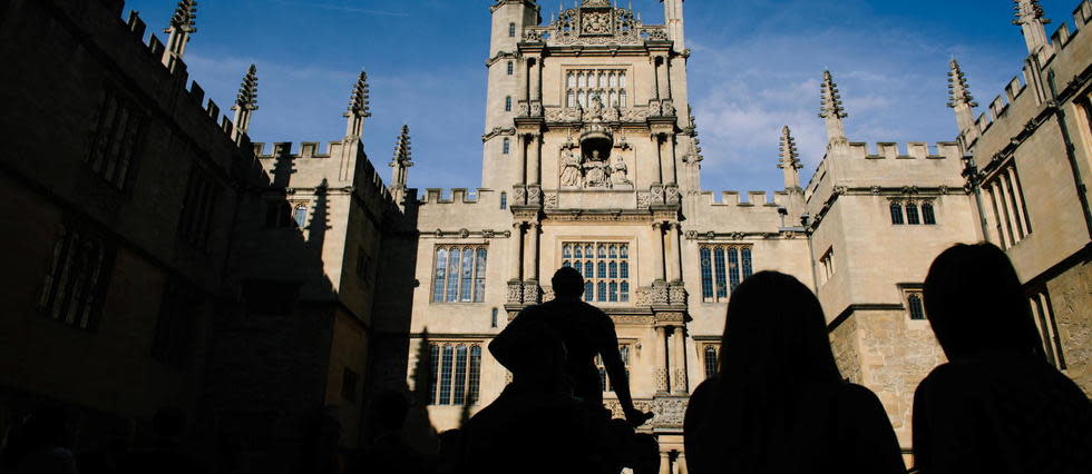 L'université d'Oxford protège l'anonymat de ses étudiants.
