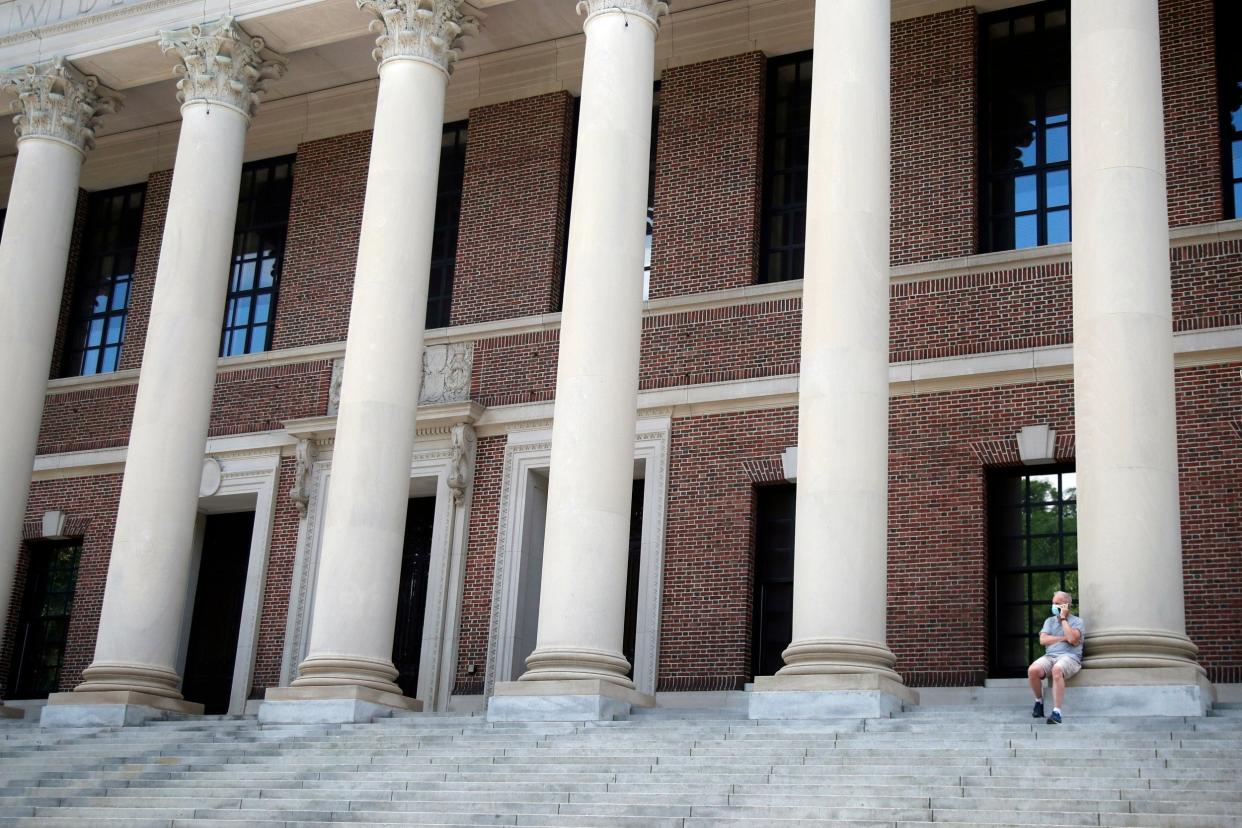 Harvard University is planning to teach classes largely online in the 2020 fall semester: AP