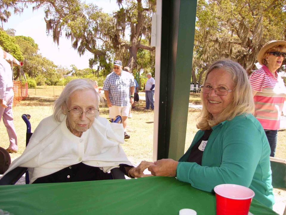 Julia Cousins Laning, left, talks with Claire Suter at the2018  Venice/Nokomis Area Old-Timers Picnic. Cousins Laning, who turned 100 in December, died on July 16.