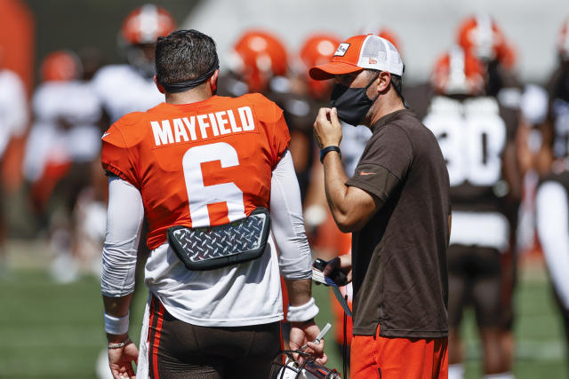 Baker Mayfield yells for fan to get Browns jersey 'outta here'