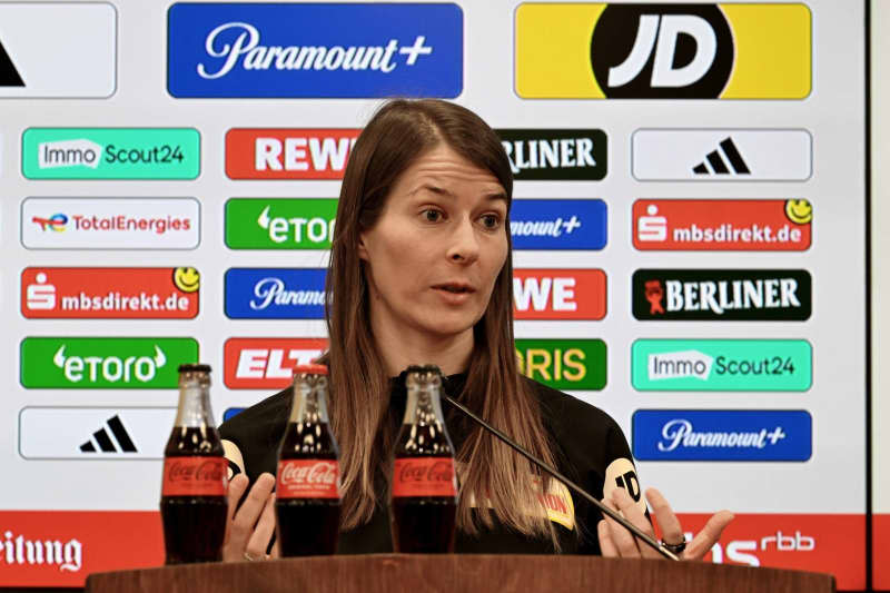 Union Berlin assistant coach Marie-Louise Eta speaks at a press conference before the German Bundesliga soccer match against Darmstadt 98. Matthias Koch/dpa