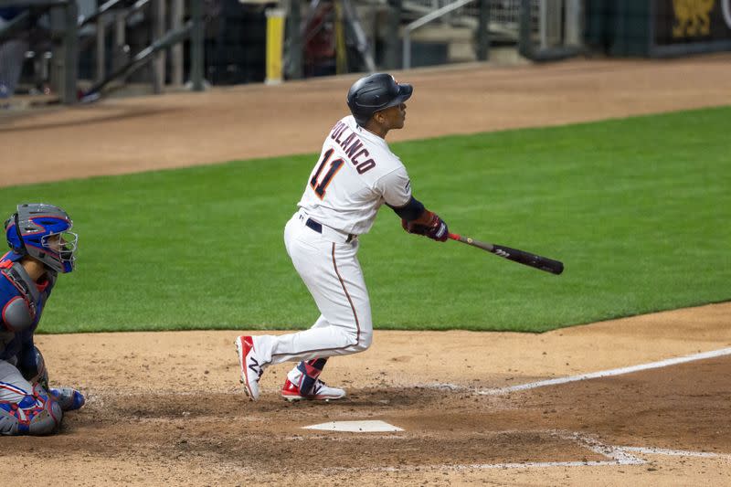 MLB: Texas Rangers at Minnesota Twins