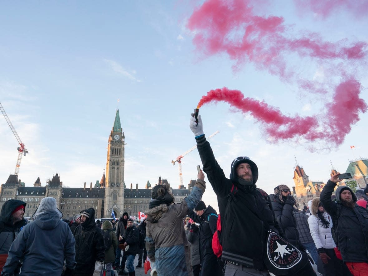 This photo shows the first weekend of the convoy protest in Ottawa that became a three-week occupation of downtown streets. (Ivanoh Demers/Radio-Canada - image credit)