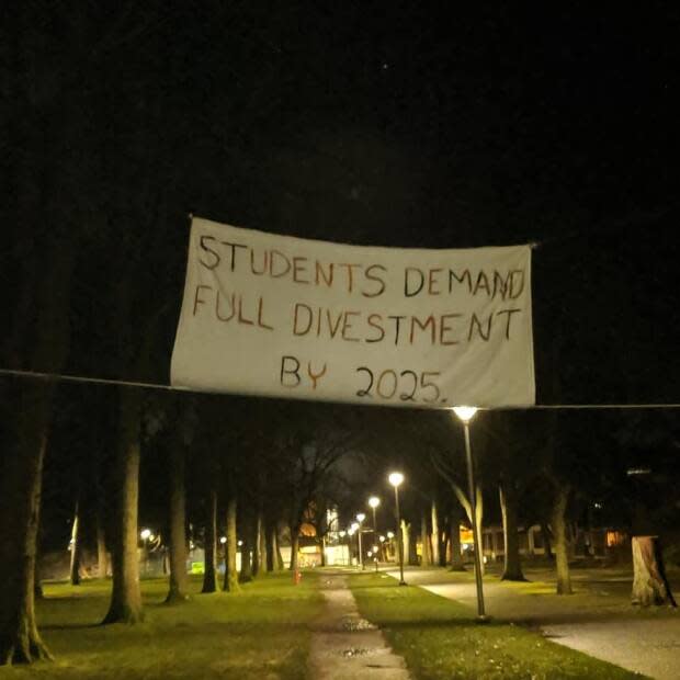 Facebook/Divest UVic