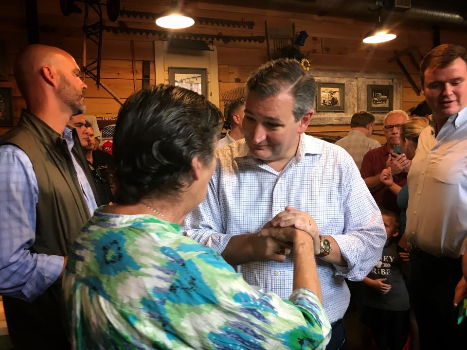 Ted Cruz with supporters