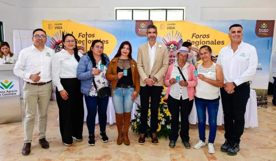 Banco Agrario lanza tarjeta de crédito para mujeres de sector agro en Colombia. Foto: cortesía Banco Agrario