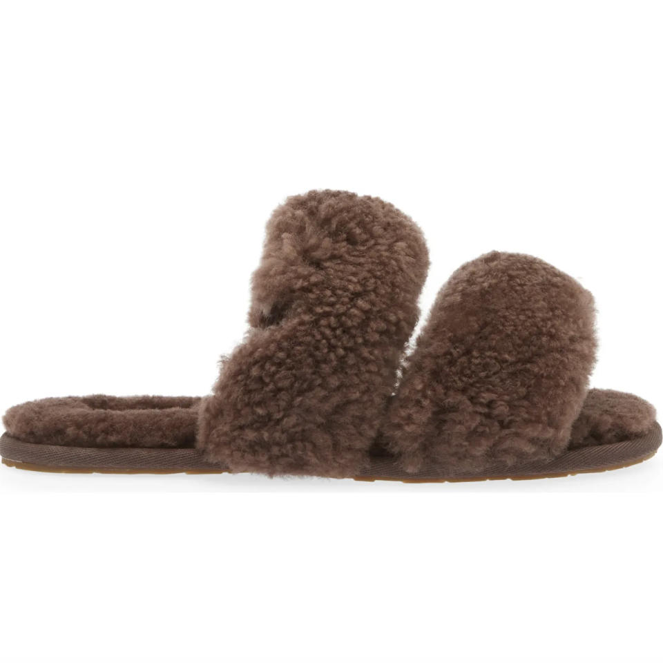 UGG Maxi Curly Genuine Shearling Scuffetta Slipper