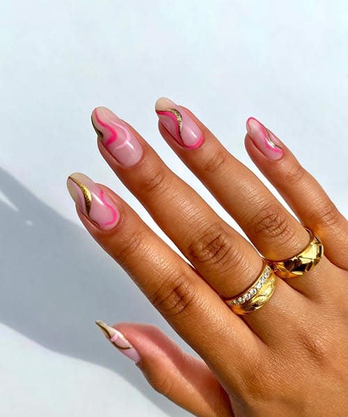 Swirl-Manicure-By-Nails-By-Suman