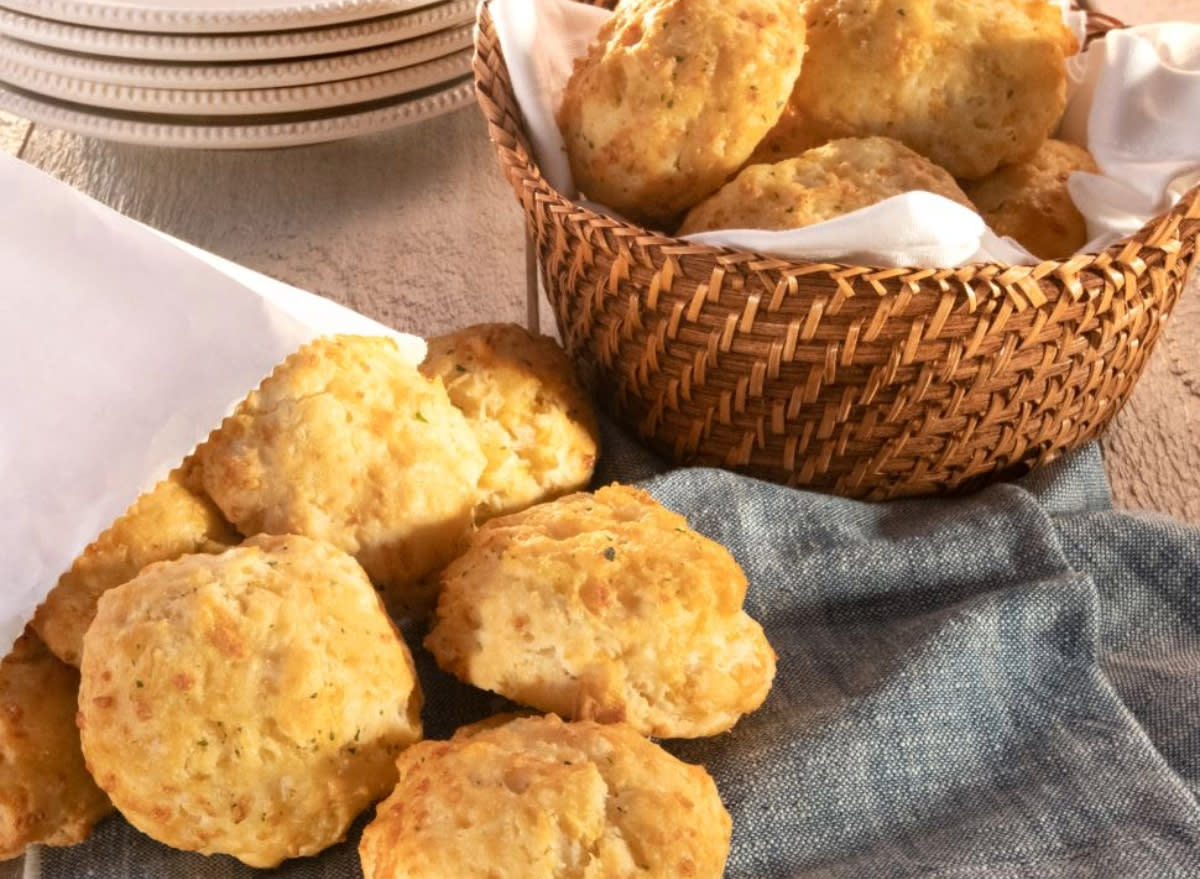 red lobster cheddar bay biscuits