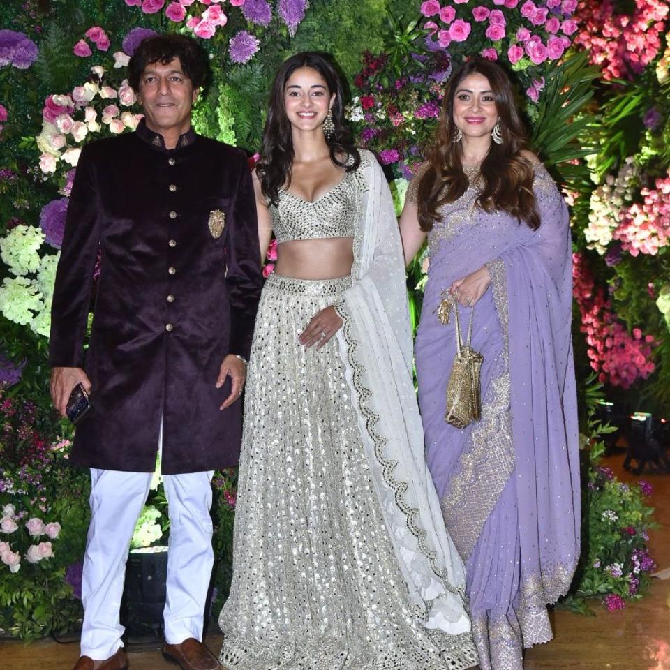 Ananya Panday with her parents. 