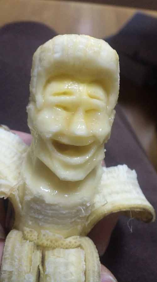 Elvis himself carved out of a banana.