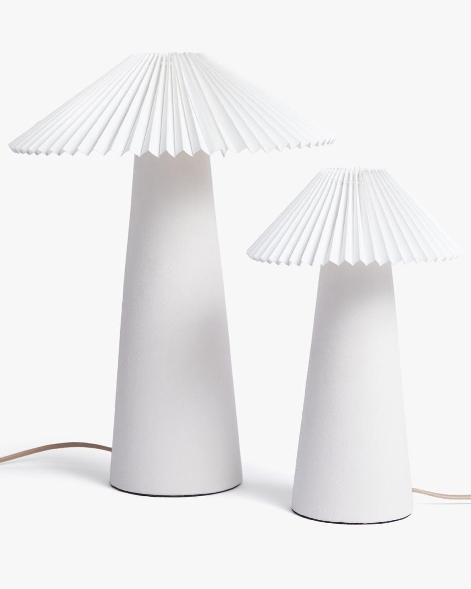 <p><a href="https://go.redirectingat.com?id=74968X1596630&url=https%3A%2F%2Fwww.parachutehome.com%2Fproducts%2Fstudio-ceramic-table-lamp&sref=https%3A%2F%2Fwww.esquire.com%2Flifestyle%2Fa60332465%2Fparachute-warehouse-sale%2F" rel="nofollow noopener" target="_blank" data-ylk="slk:Shop Now;elm:context_link;itc:0;sec:content-canvas" class="link ">Shop Now</a></p><p>Studio Ceramic Table Lamp</p><p>parachutehome.com</p><p>$96.00</p>