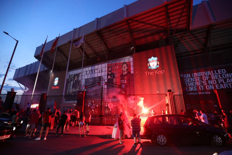 Premier League - Liverpool fans celebrate winning the Premier League