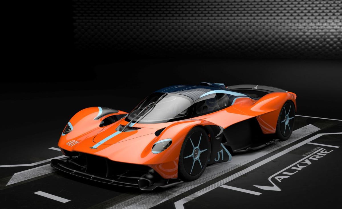 Options for Aston Martin Valkyrie include track pack, exposed carbon