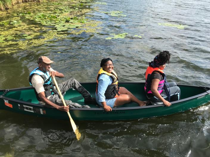 A guided canoe ride along the Ohio &amp; Erie Canal.